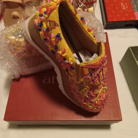 Shoes - Picture 1 of 1